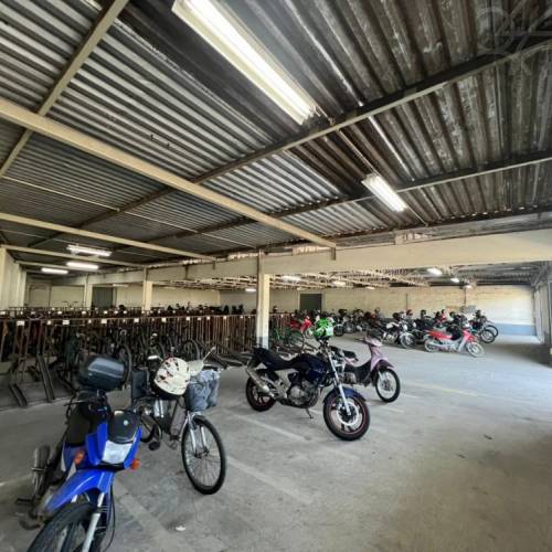 GALP�O INDUSTRIAL NO BAIRRO VILA LALAU 