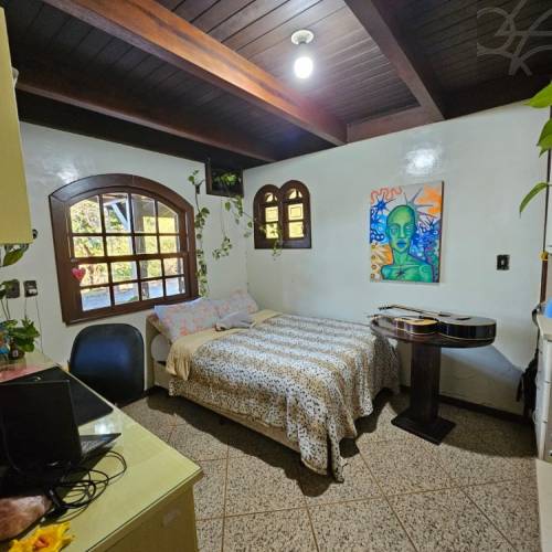 CASA NO BAIRRO SANTA LUZIA 