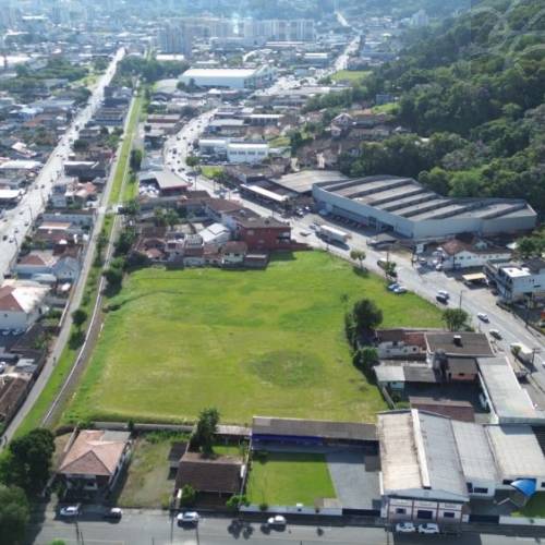 Terreno no bairro Vila Lalau