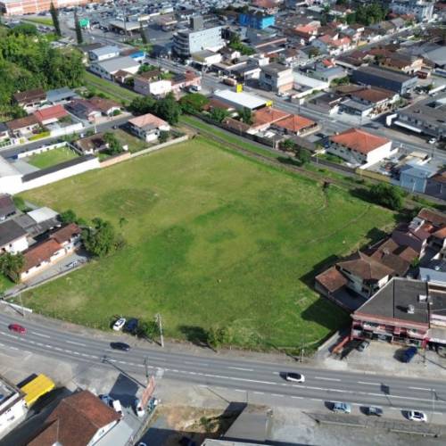 Terreno no bairro Vila Lalau