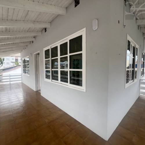 Casa Comercial no bairro Centro 