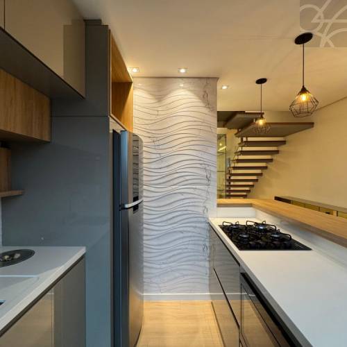 Cobertura Duplex no Bairro Barra do Rio Cerro