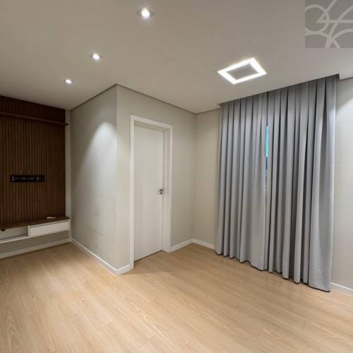 Cobertura Duplex no Bairro Barra do Rio Cerro