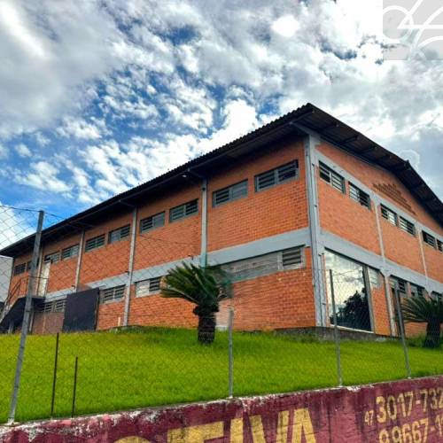 Galp�o Comercial no bairro Vila Lenzi