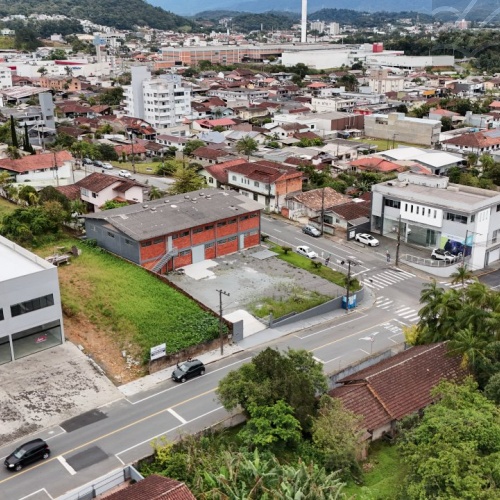 Galp�o  no bairro Vila Lenzi