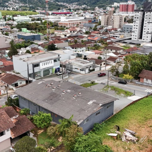 Galp�o  no bairro Vila Lenzi