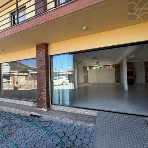 Sala Comercial no Bairro Baependi