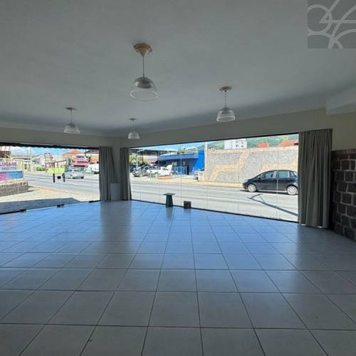 Sala Comercial no Bairro Baependi