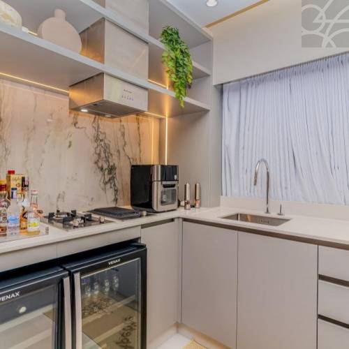 Apartamento na Av. Atl�ntica Balne�rio Cambori� 