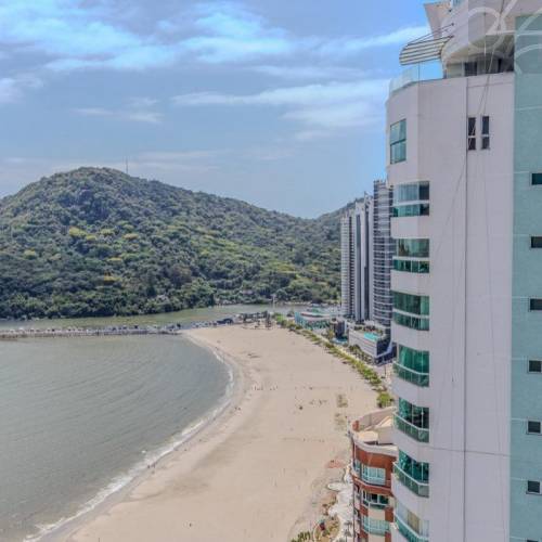 Apartamento na Av. Atl�ntica Balne�rio Cambori� 