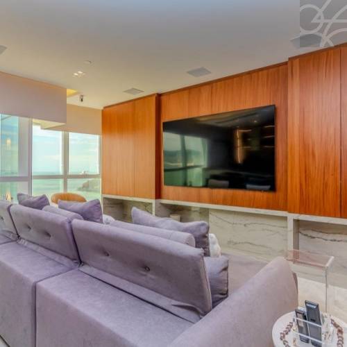 Apartamento na Av. Atl�ntica Balne�rio Cambori� 