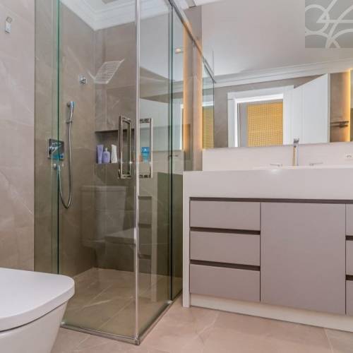 Apartamento na Av. Atl�ntica Balne�rio Cambori� 