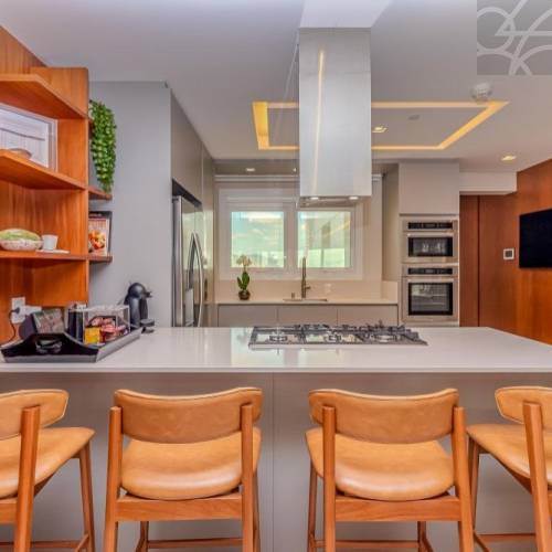 Apartamento na Av. Atl�ntica Balne�rio Cambori� 