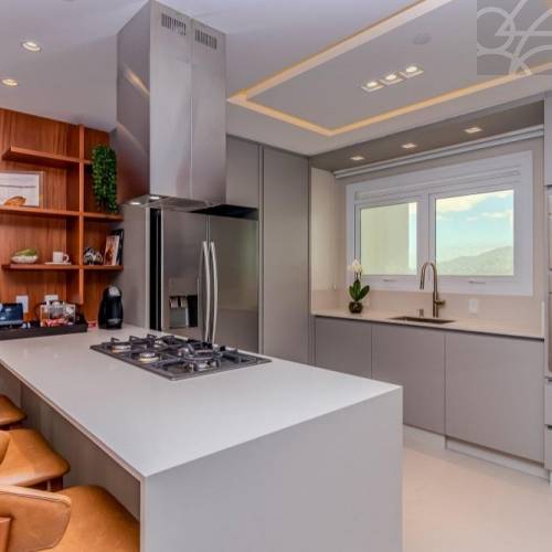 Apartamento na Av. Atl�ntica Balne�rio Cambori� 