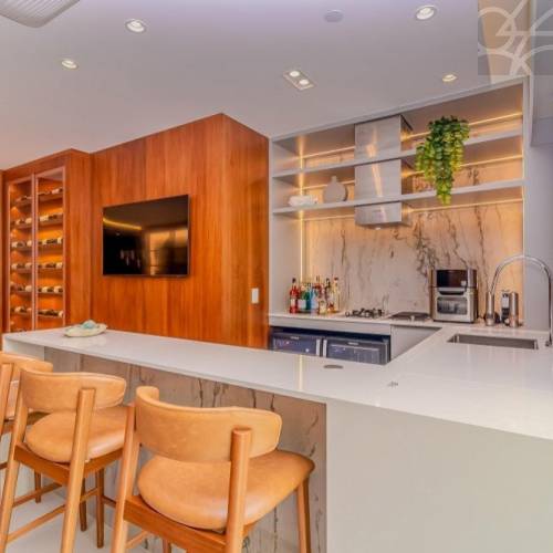 Apartamento na Av. Atl�ntica Balne�rio Cambori� 