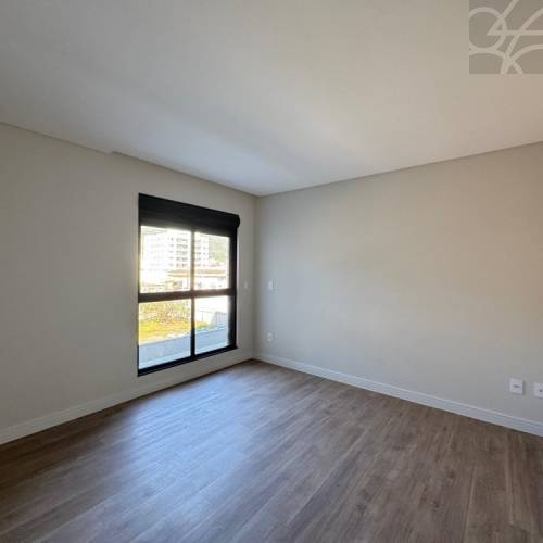 Apartamento no Bairro Vila Nova de Jaragu� do Sul 