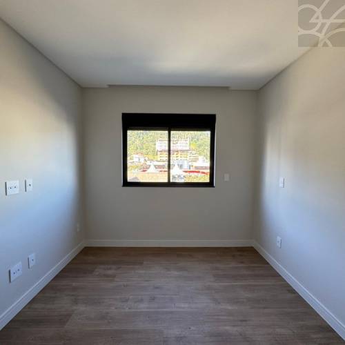 Apartamento no Bairro Vila Nova de Jaragu� do Sul 