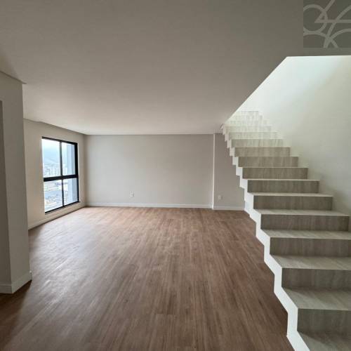 Cobertura no Bairro Vila Nova de Jaragu� do Sul 