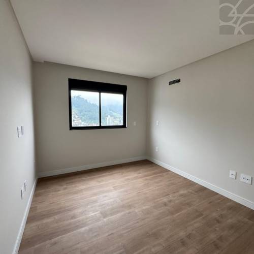 Cobertura no Bairro Vila Nova de Jaragu� do Sul 