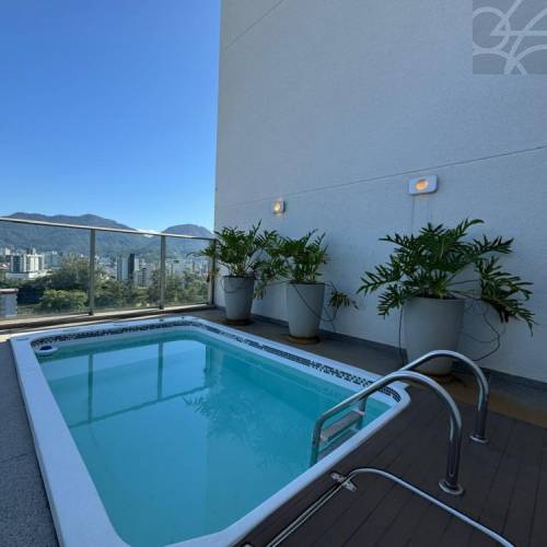 Cobertura no Bairro Vila Nova de Jaragu� do Sul 