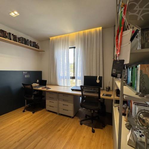 Apartamento no Bairro Jaragu� Esquerdo 