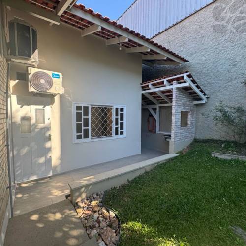 Casa Comercial ou Residencial no bairro Amizade