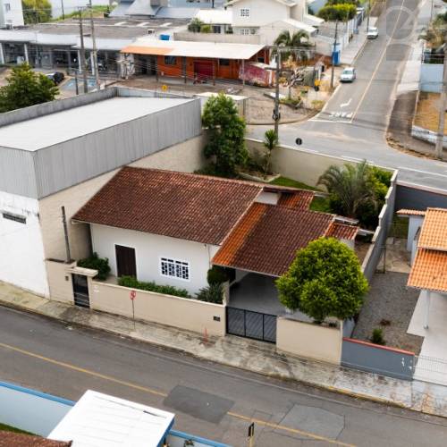 Casa Comercial no bairro Amizade