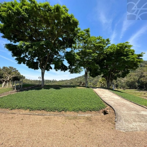 Sitio na cidade de  Massaranduba 