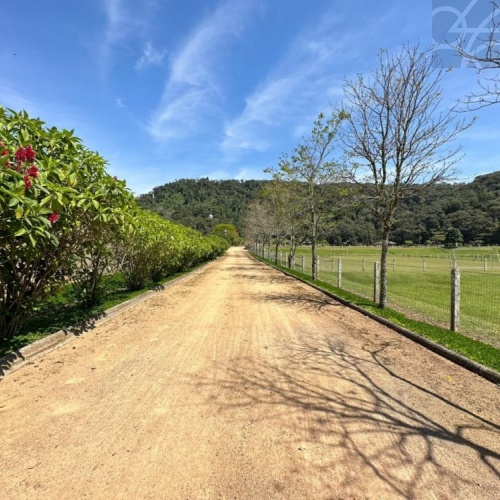 Sitio na cidade de  Massaranduba 