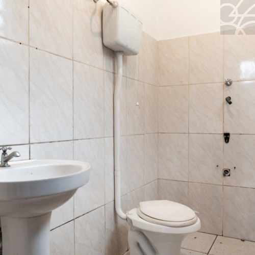 Galp�o Comercial no bairro Imigrantes em Guaramiri
