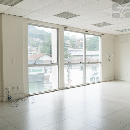 Sala Comercial no Centro de Guaramirim