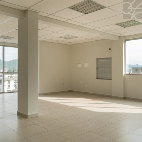 Sala Comercial no Centro de Guaramirim