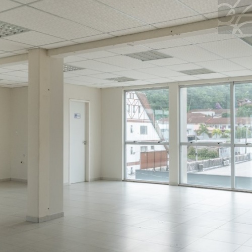 Sala Comercial no Centro de Guaramirim