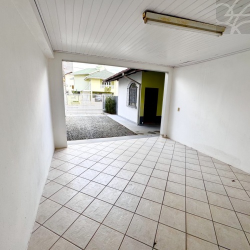 Casa Comercial no Bairro Vila Nova