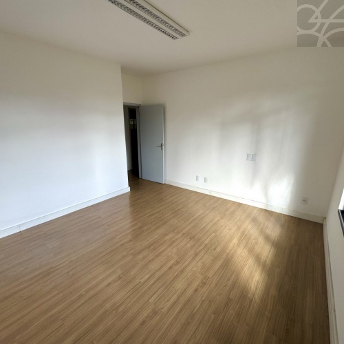 Casa Comercial no Bairro Vila Nova