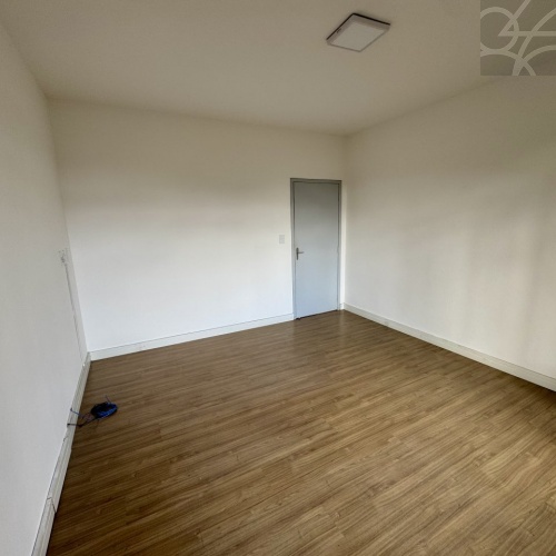 Casa Comercial no Bairro Vila Nova
