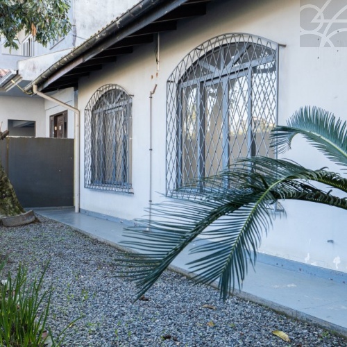 Casa Comercial no Bairro Vila Nova