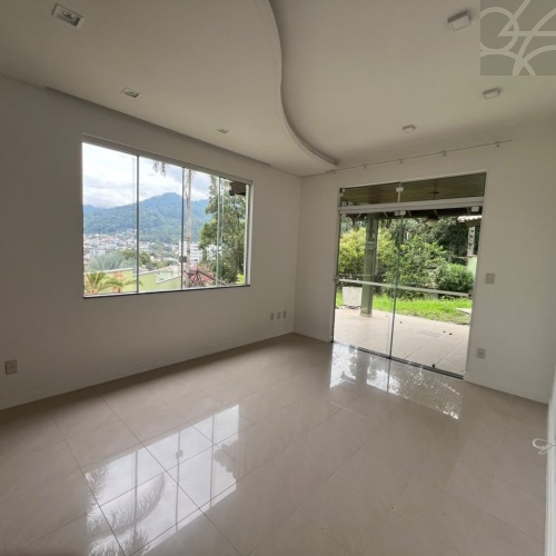 casa no bairro Jaragu� Esquerdo