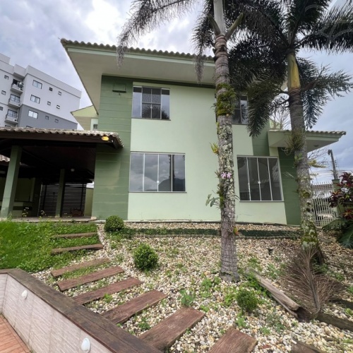 casa no bairro Jaragu� Esquerdo