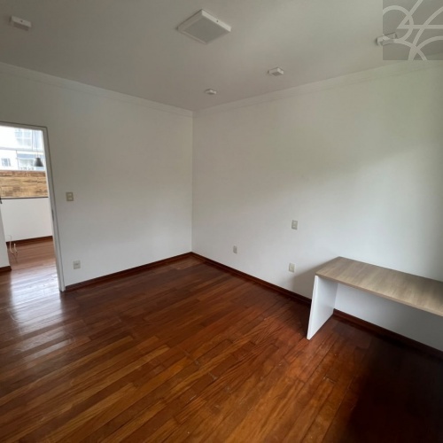 casa no bairro Jaragu� Esquerdo