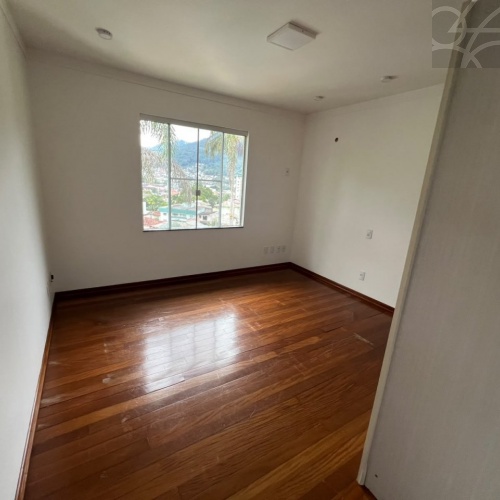 casa no bairro Jaragu� Esquerdo