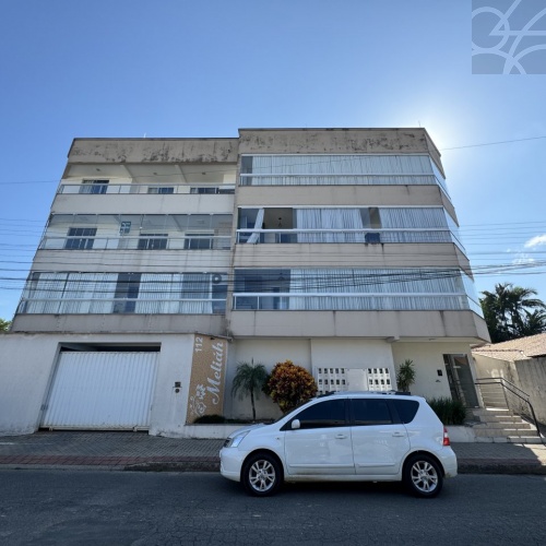 Apartamento no bairro Vila Lalau