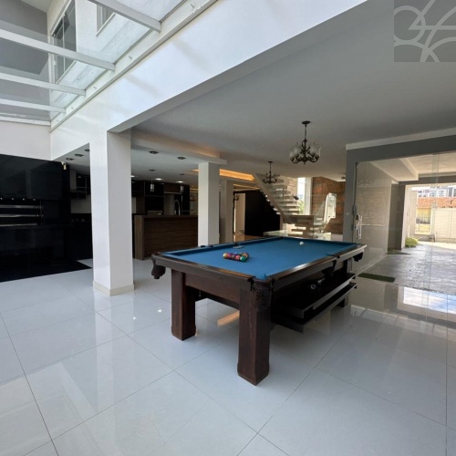 Casa no bairro Jaragua Esquerdo 