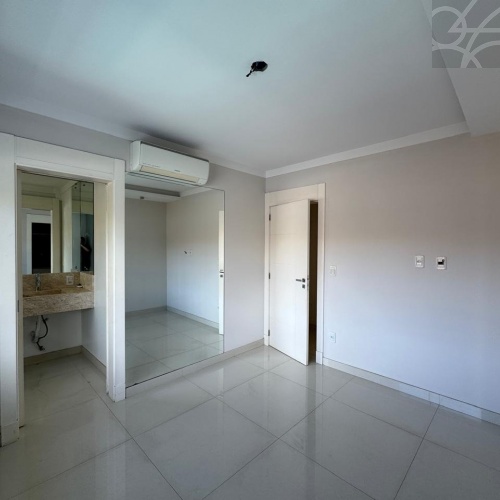 Casa no bairro Jaragua Esquerdo 
