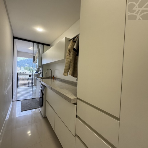 Apartamento no BAIRRO CENTRO 