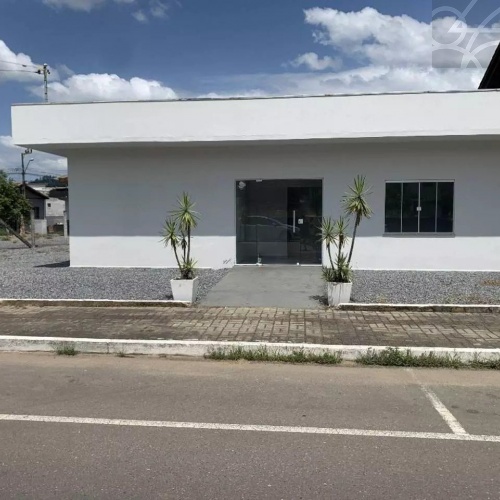 CASA NO BAIRRO CENTRO GUARAMIRIM