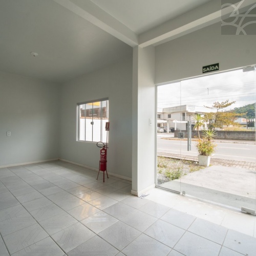 CASA NO BAIRRO CENTRO GUARAMIRIM