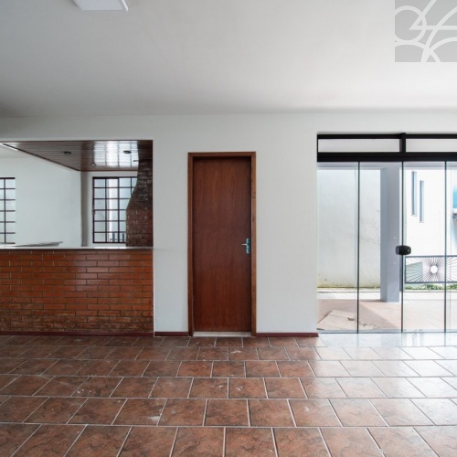 CASA NO BAIRRO CENTRO GUARAMIRIM