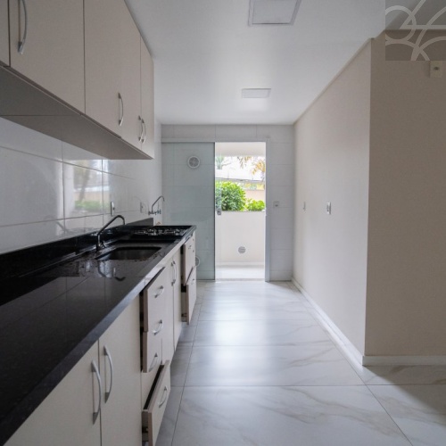 Apartamento no bairro Vila Lenzi