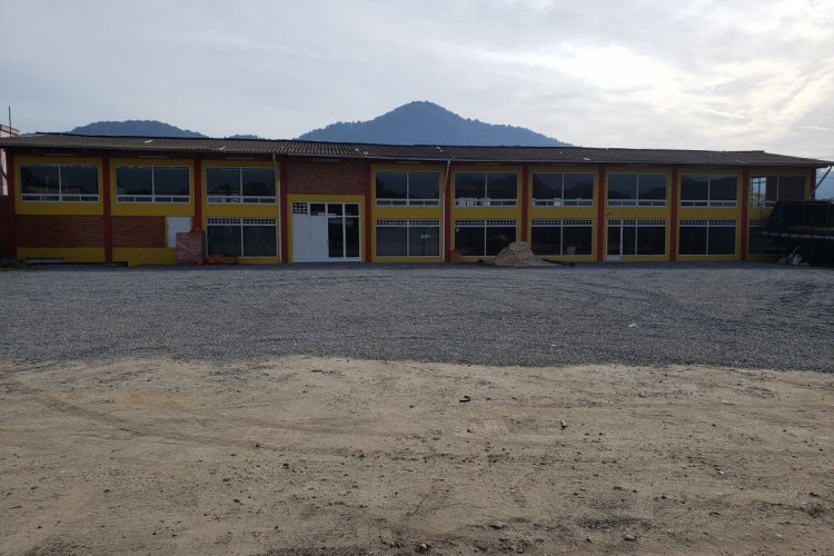 Galp�o no bairro Centro